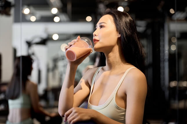 トレーニング効果を最大化する栄養摂取のベストタイミング